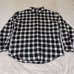 Vintage Basic Editions Collared Black and White Plaid Men's Shirt Size Medium